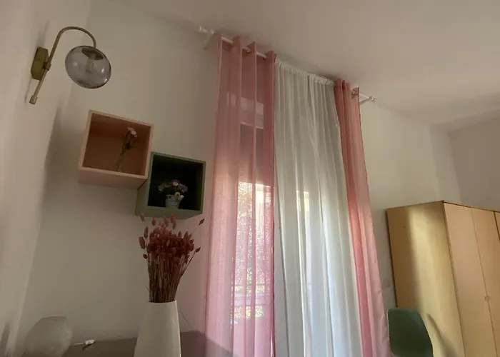 Apartment Superior Next Colosseo A/c Wo Fi 3 Bedrooms Rome